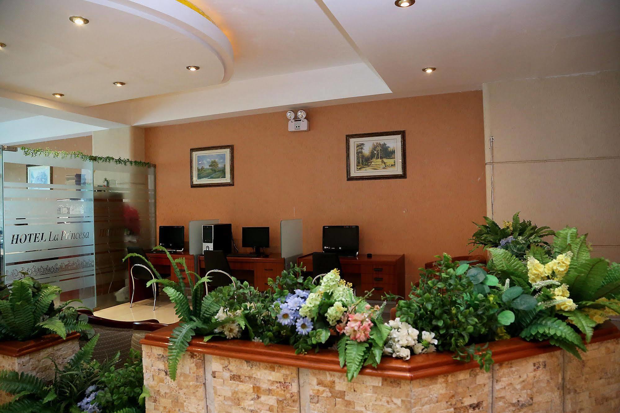 Hotel Princesa Lima Extérieur photo